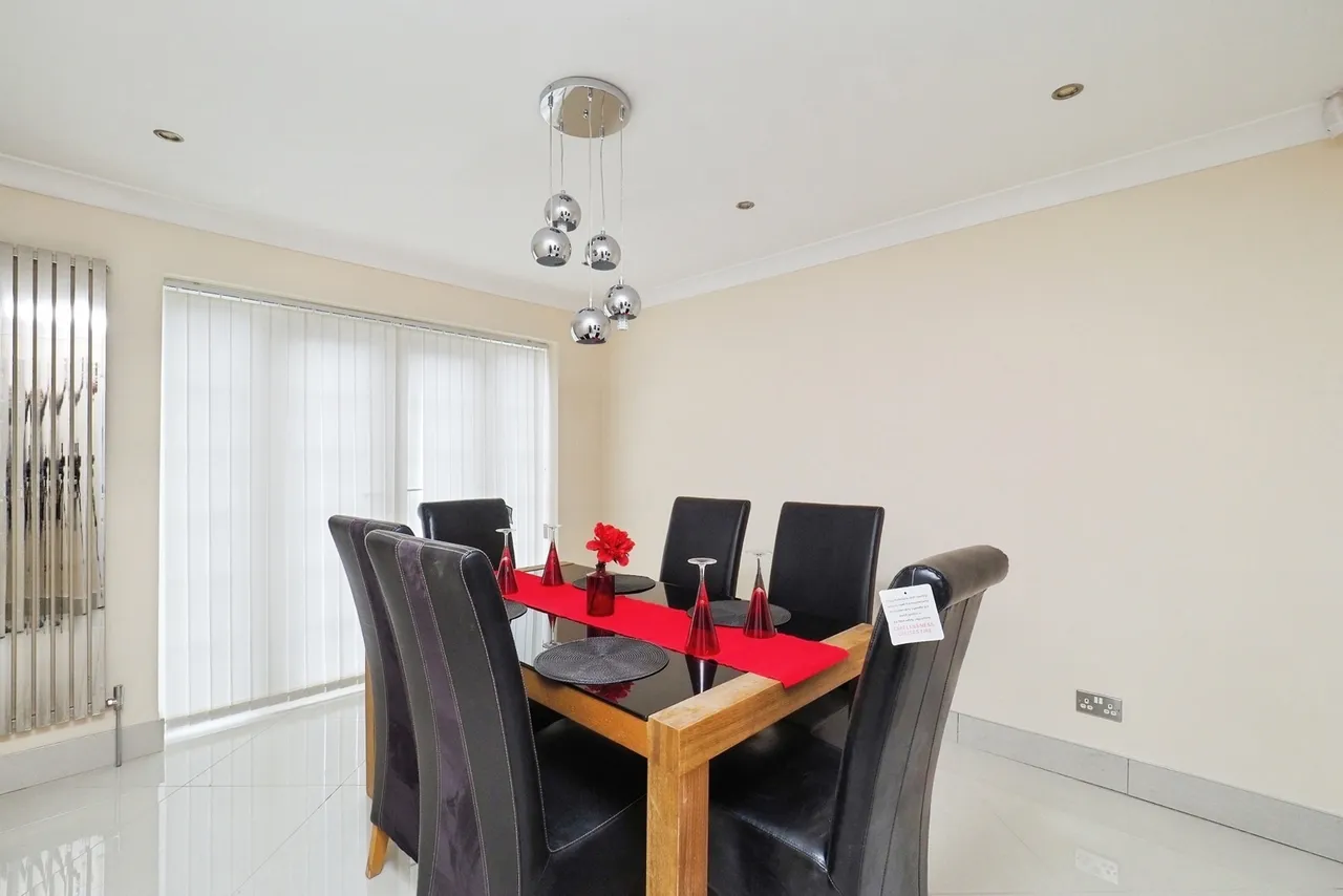 Christina Crescent, Nottingham, Nottinghamshire, NG6, photo 9