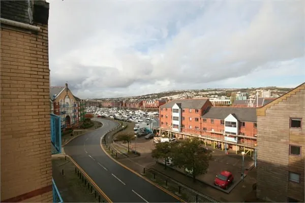 Catrin House, Maritime Quarter, SWANSEA, SA1 1XW, photo 10
