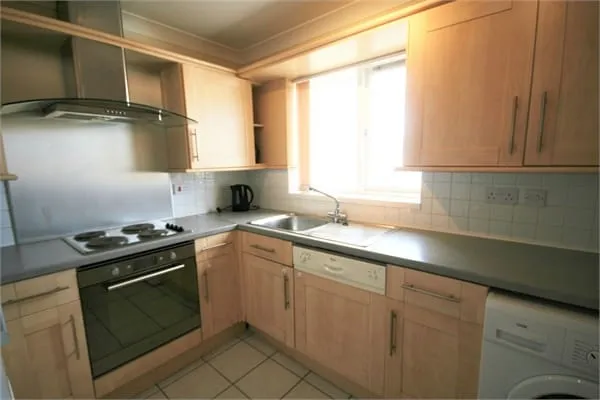 Catrin House, Maritime Quarter, SWANSEA, SA1 1XW, photo 4