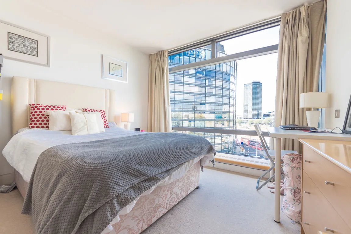 Albert Embankment, Vauxhall, photo 7