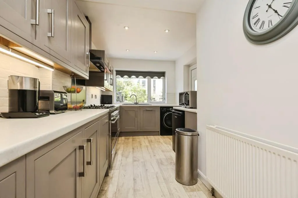Thetford Road, Birmingham, B42, photo 14