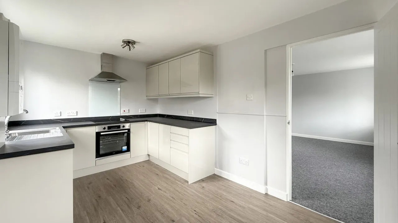 Imberwood Close, Warminster, BA12, photo 5