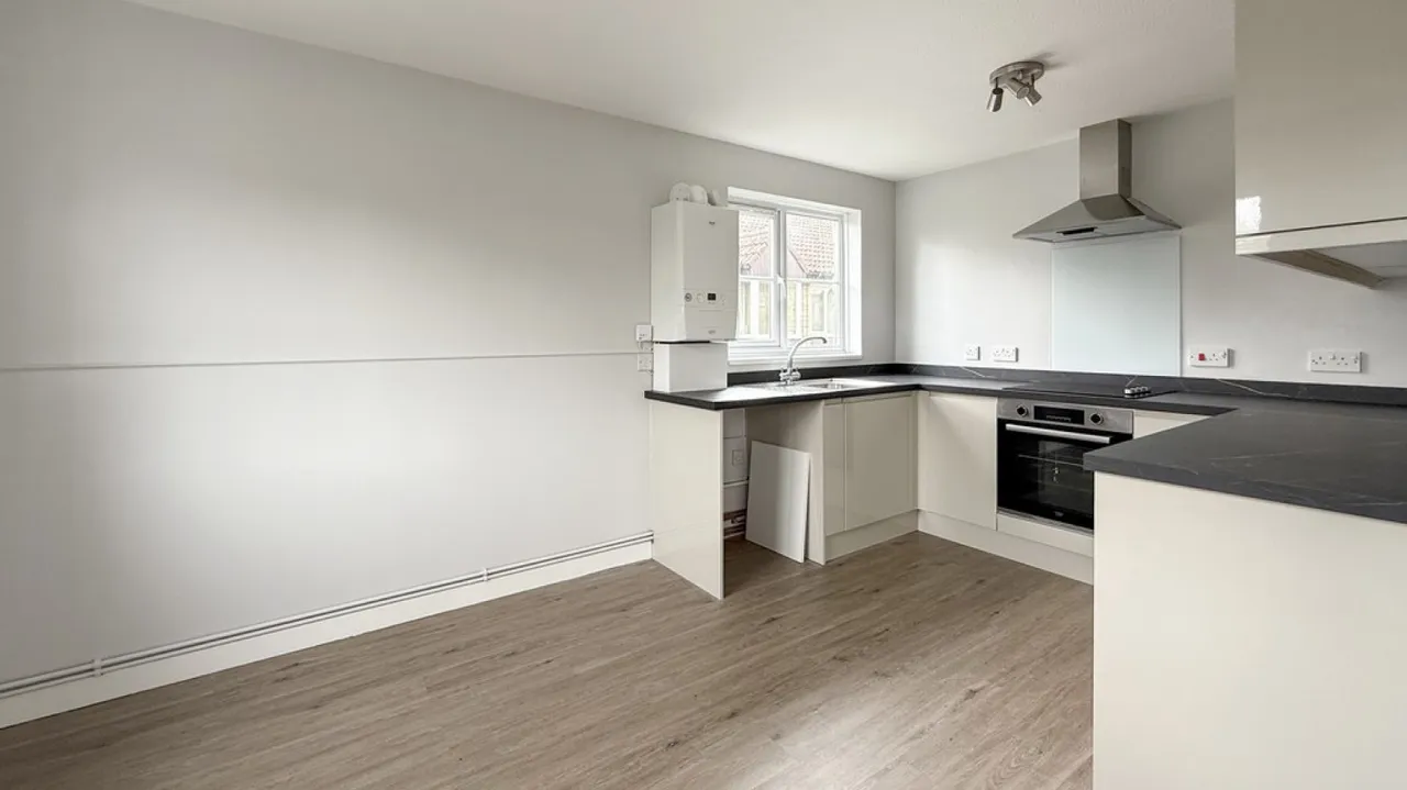 Imberwood Close, Warminster, BA12, photo 4