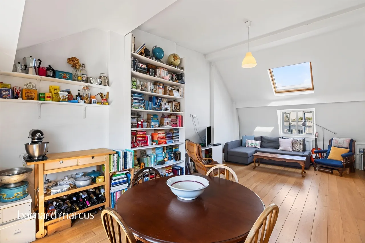 2 bed flat for sale — Denmark Hill, London