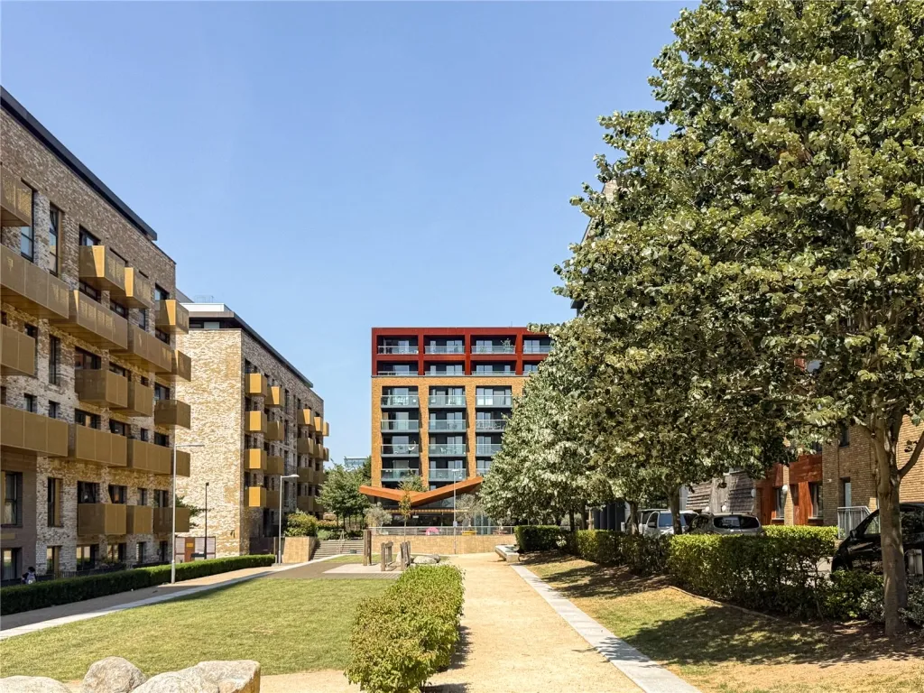1 bed flat for sale, Seafarer Way, Surrey Quays, SE16