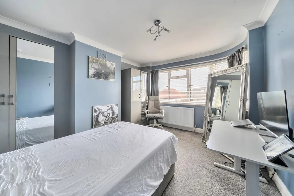 Constance Crescent, Hayes, photo 7