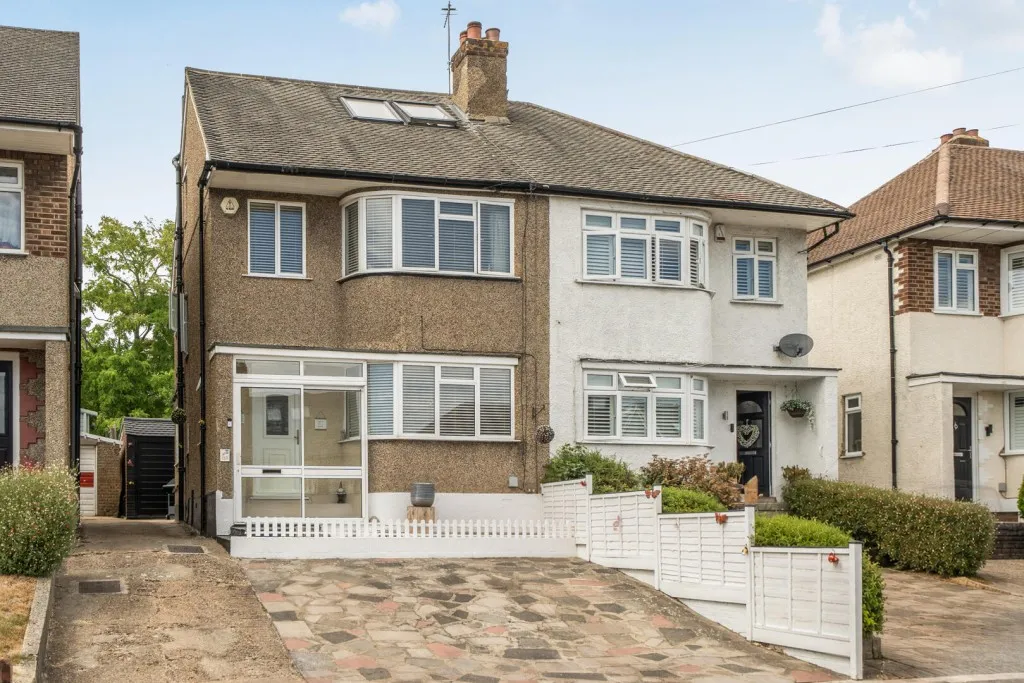 4 bed house for sale, Constance Crescent, Hayes
