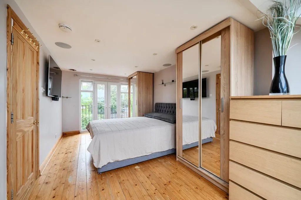 Constance Crescent, Hayes, photo 12