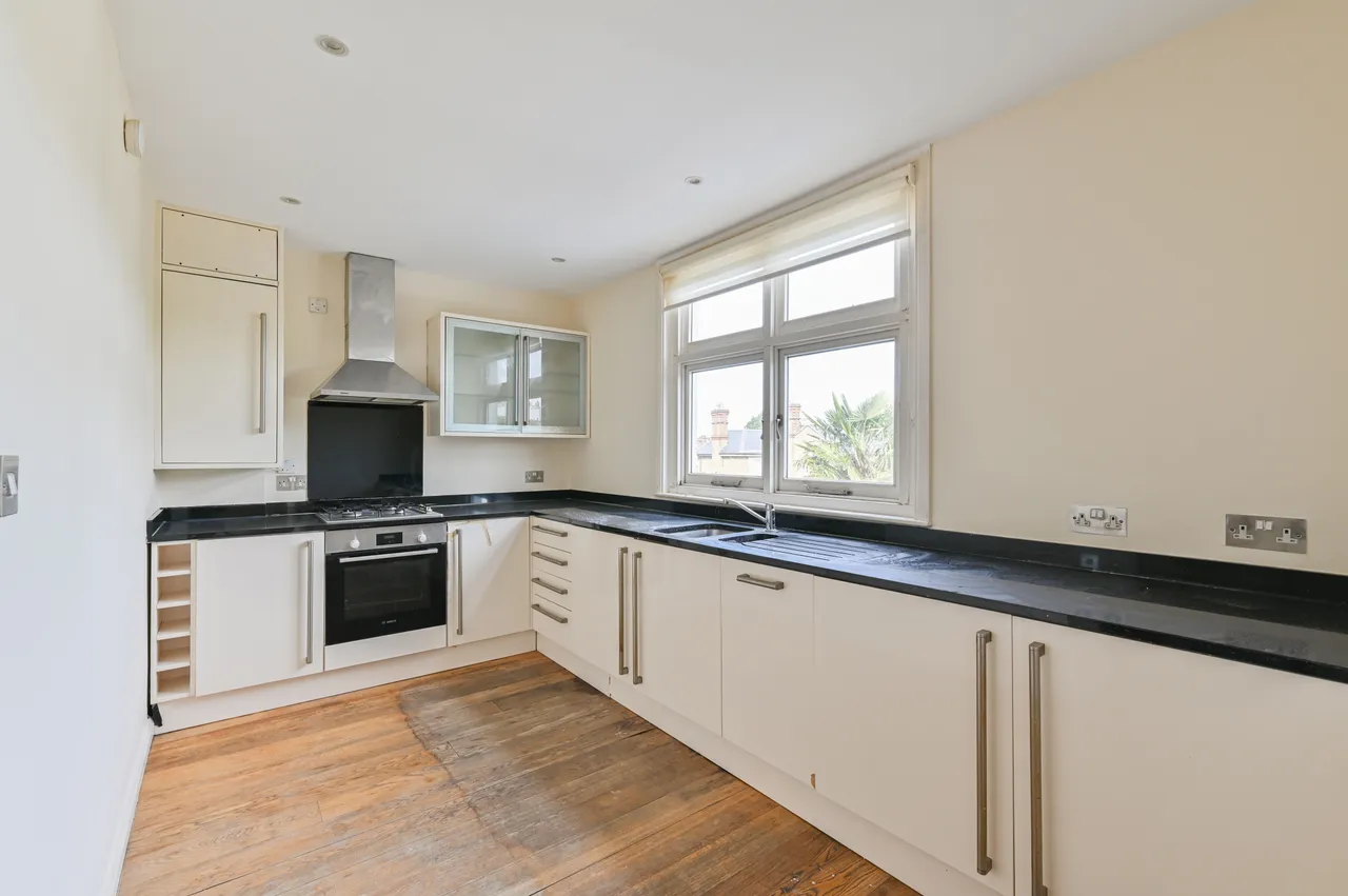 B, 17 Telford Avenue, London, photo 5