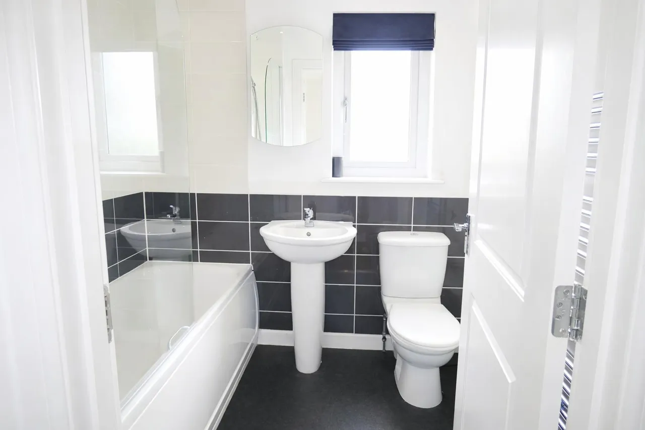 Whitehills Square, Aberdeen, AB12, photo 13