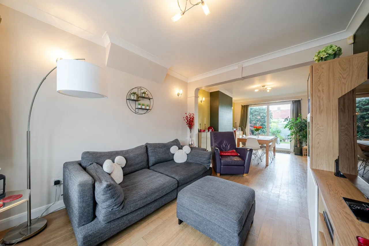 Sutherland Avenue, DA16, photo 15