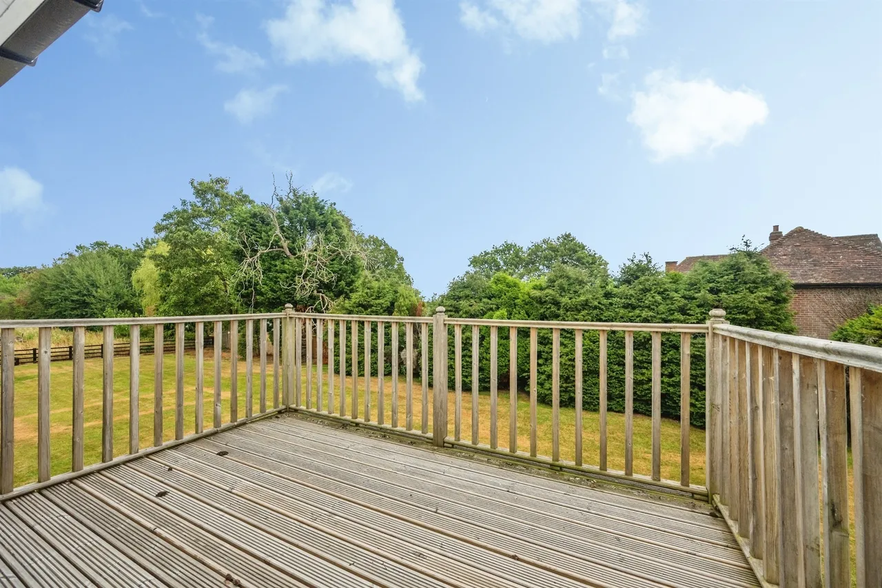 Alcester Road, Portway, Birmingham, photo 4