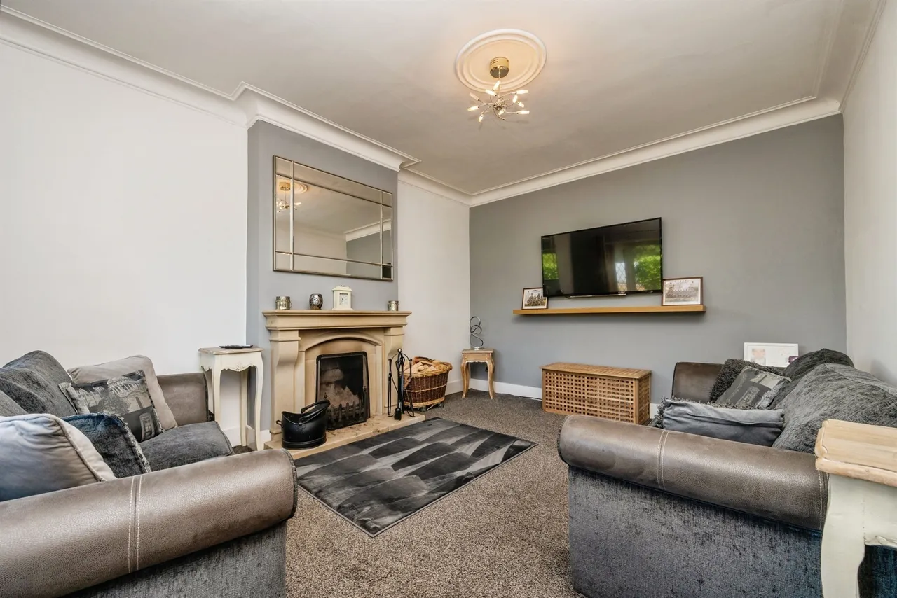 Alcester Road, Portway, Birmingham, photo 6
