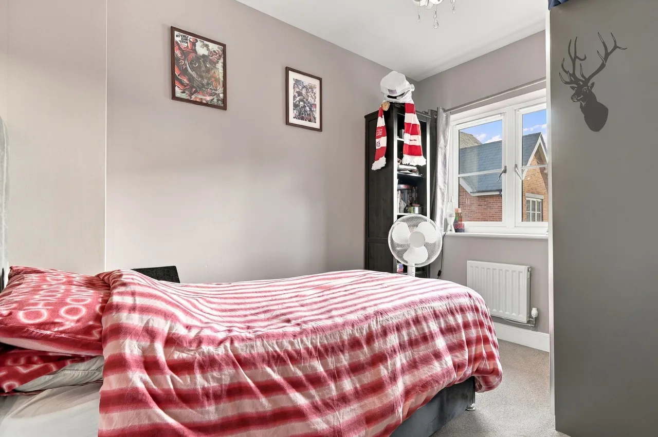 Hodgson Way, Gilston, CM20, photo 21