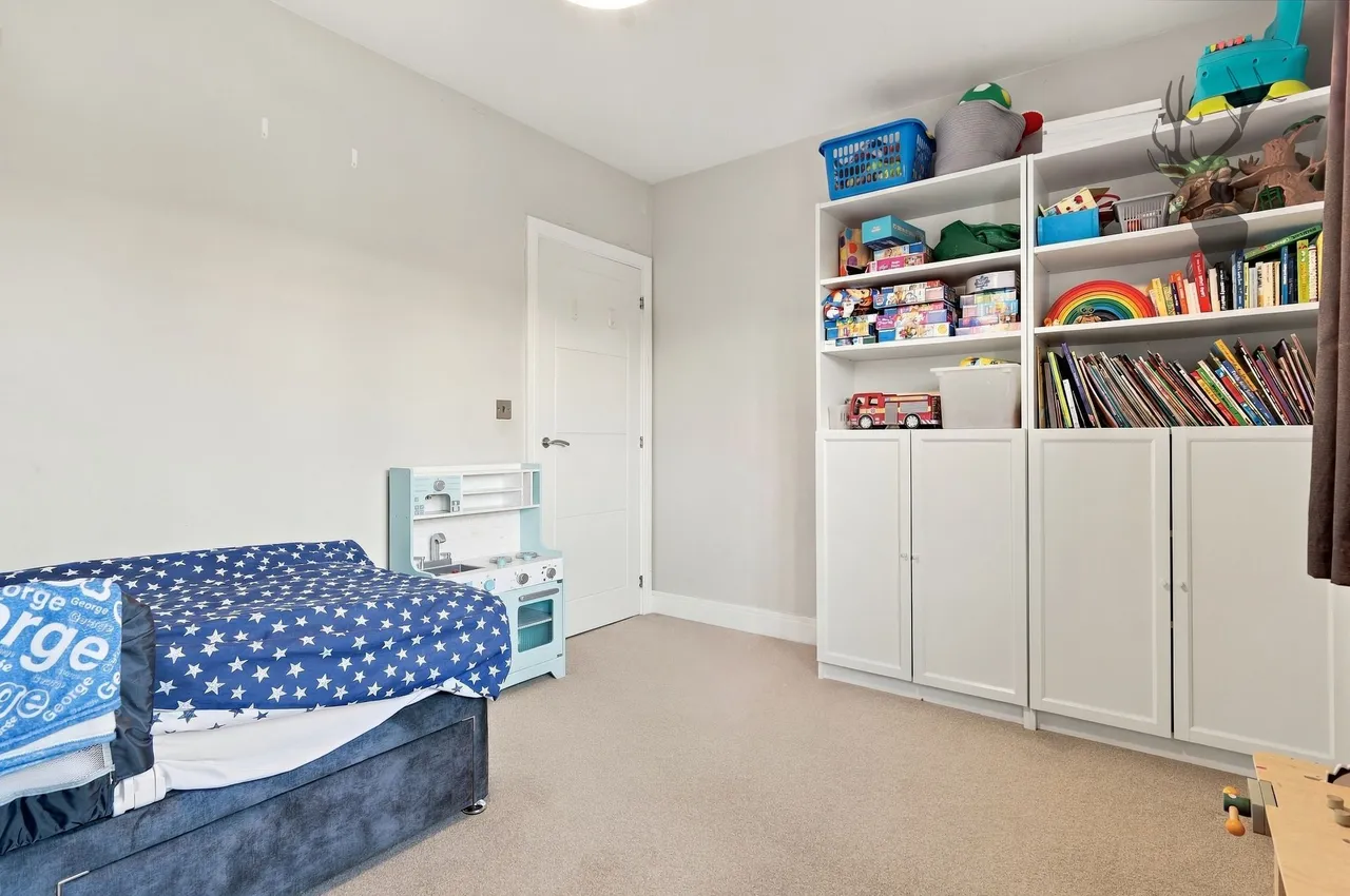Hodgson Way, Gilston, CM20, photo 16