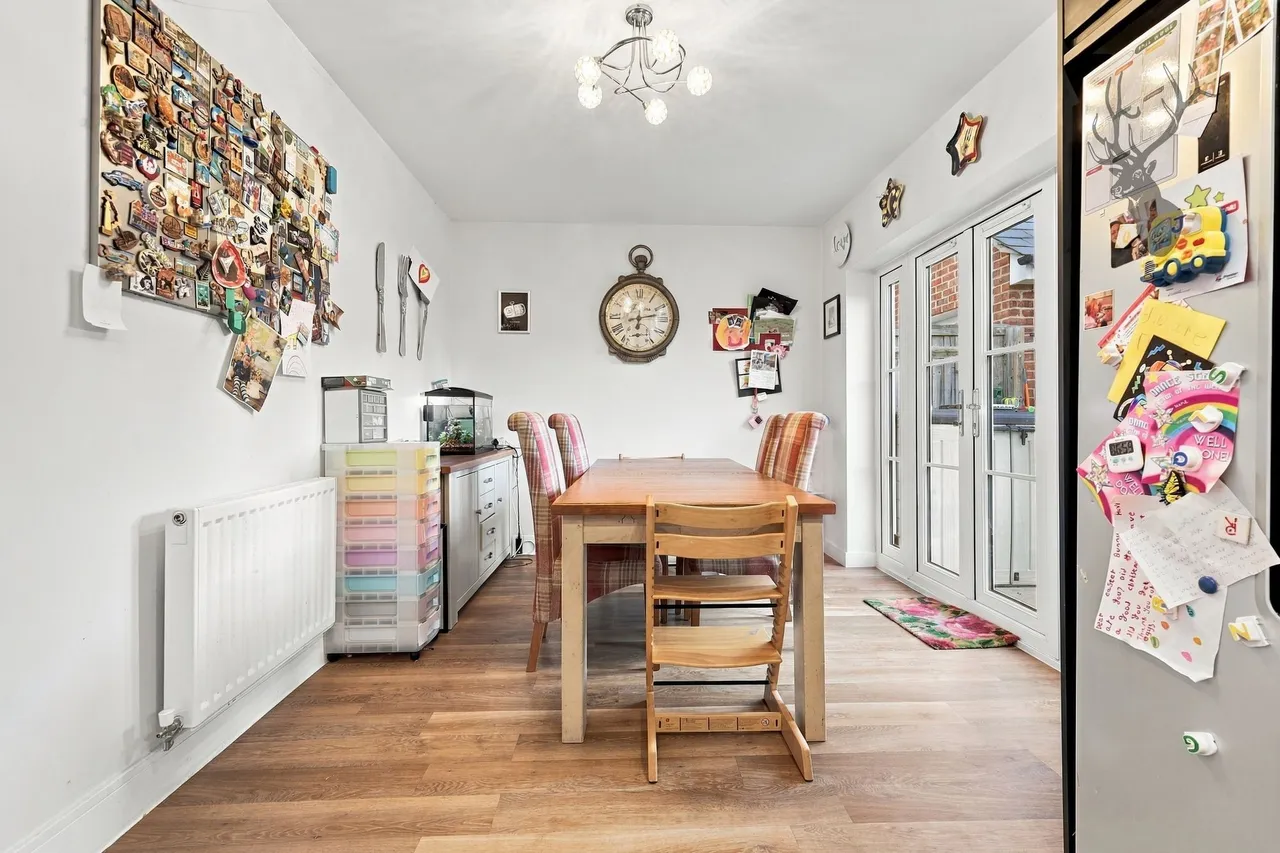 Hodgson Way, Gilston, CM20, photo 9