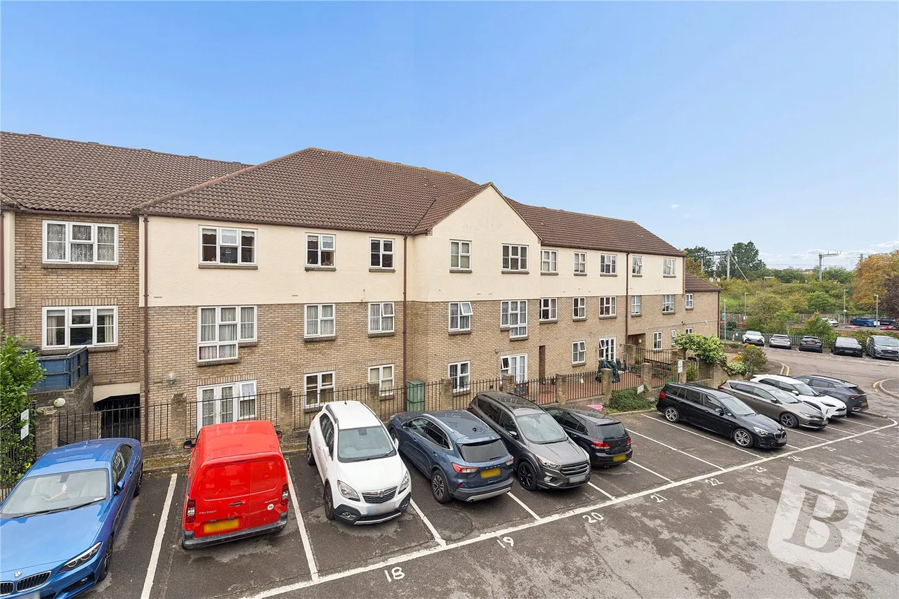Sycamore Court, Stilemans, SS11, photo 11