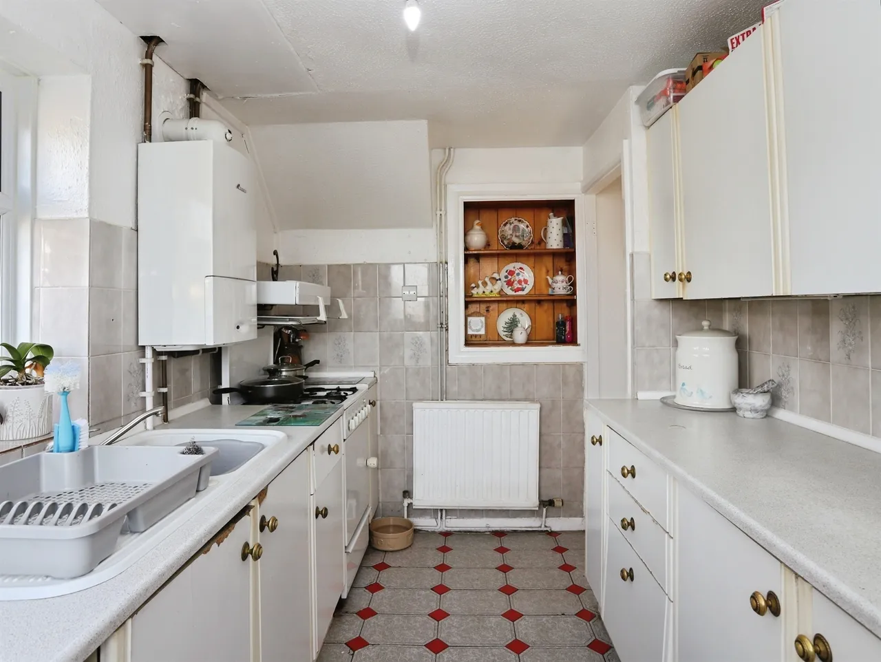 Caerleon Court Caerphilly, CF83, photo 5