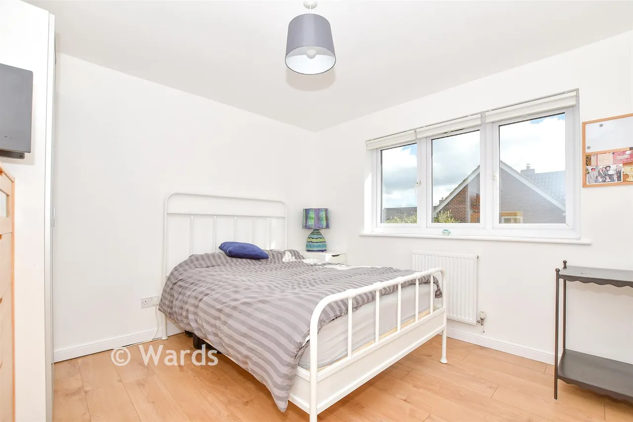 Chestnut Close, Kings Hill, ME19, photo 11