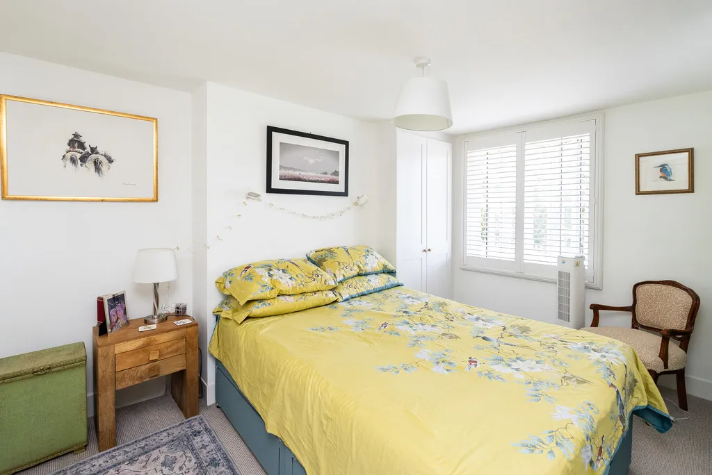 Middle Street, Brockham, RH3, photo 6