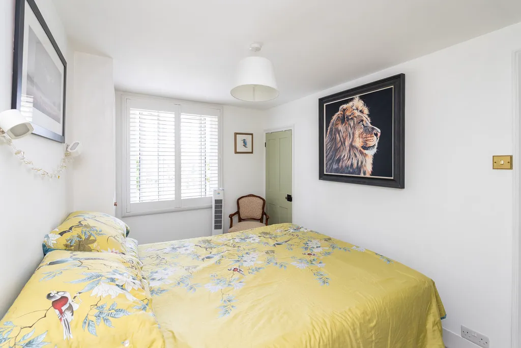 Middle Street, Brockham, RH3, photo 16