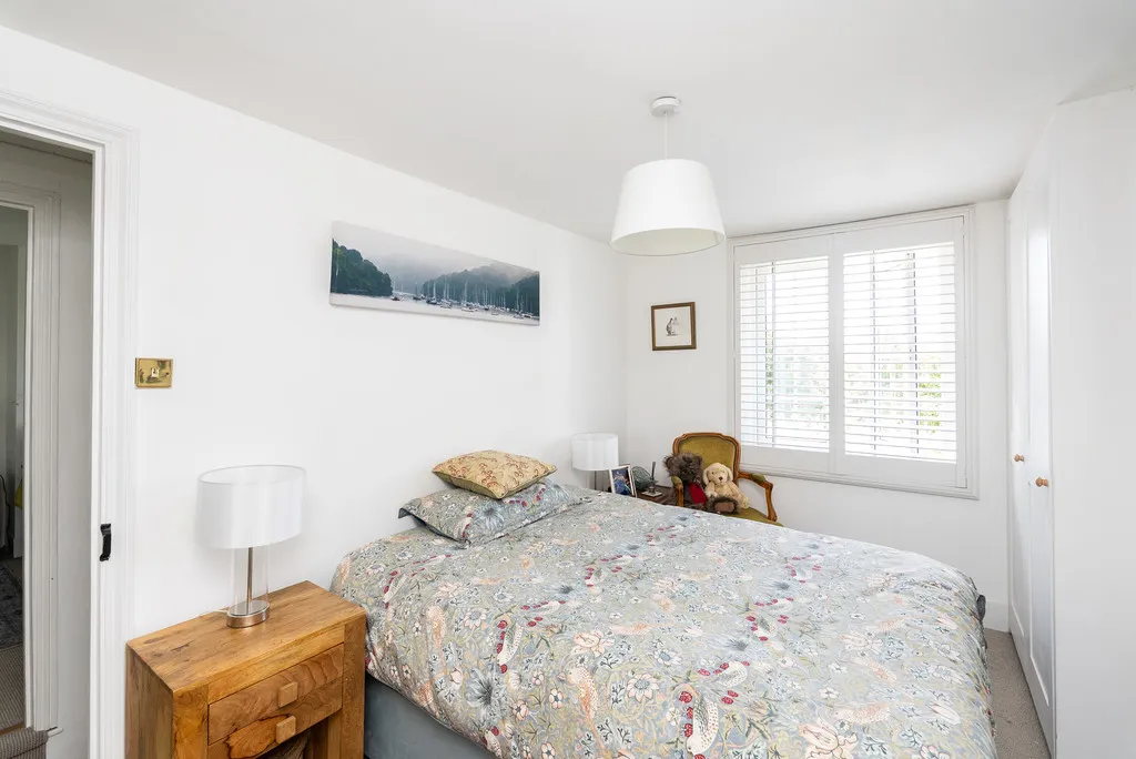 Middle Street, Brockham, RH3, photo 7