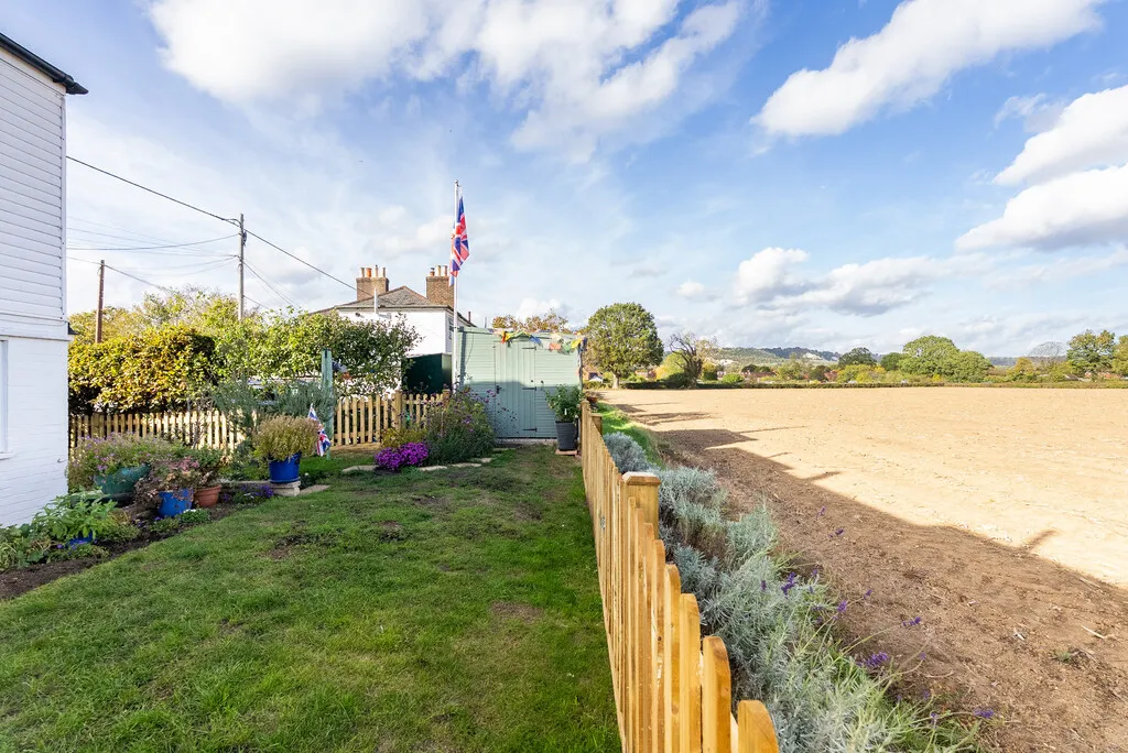 Middle Street, Brockham, RH3, photo 19
