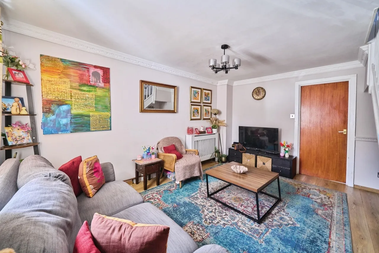 Goldwing Close, London, E16, photo 3
