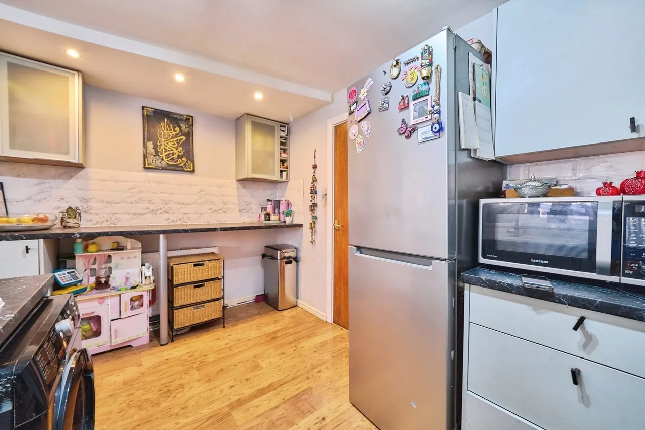 Goldwing Close, London, E16, photo 8