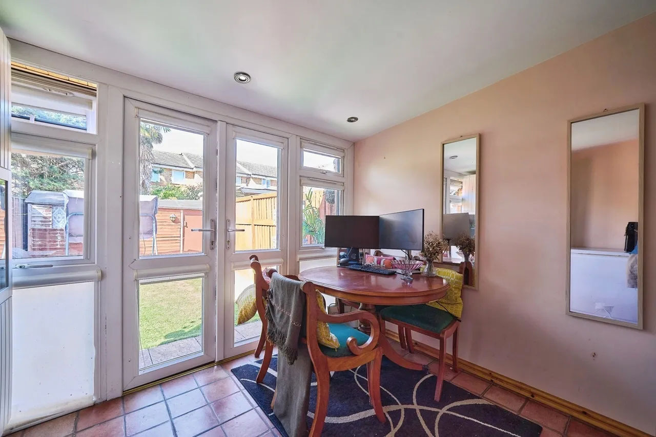 Goldwing Close, London, E16, photo 9