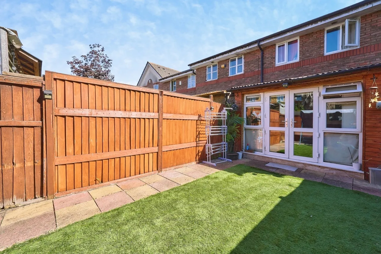 Goldwing Close, London, E16, photo 18