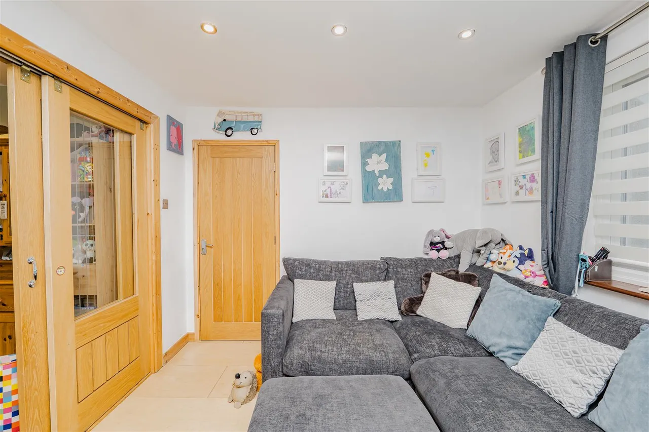 Jewel Street, Barry, CF63 3NQ, photo 5