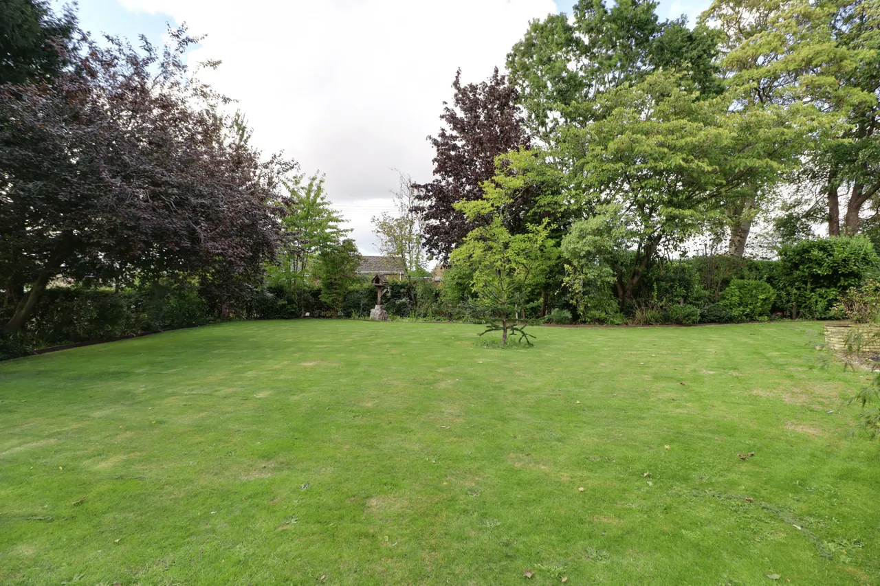 Normanby Road, Burton-Upon-Stather, DN15, photo 26