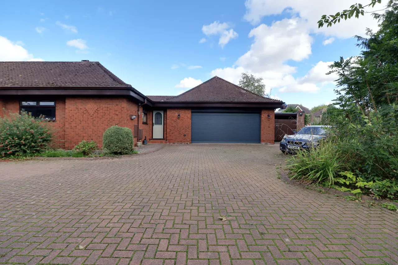 Normanby Road, Burton-Upon-Stather, DN15, photo 24