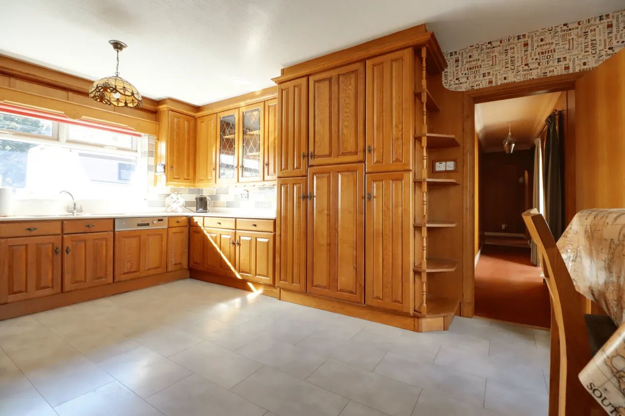 Normanby Road, Burton-Upon-Stather, DN15, photo 8