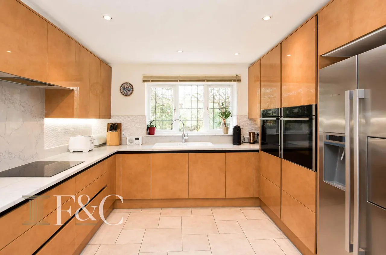 Richardson Crescent, West Cheshunt, photo 6
