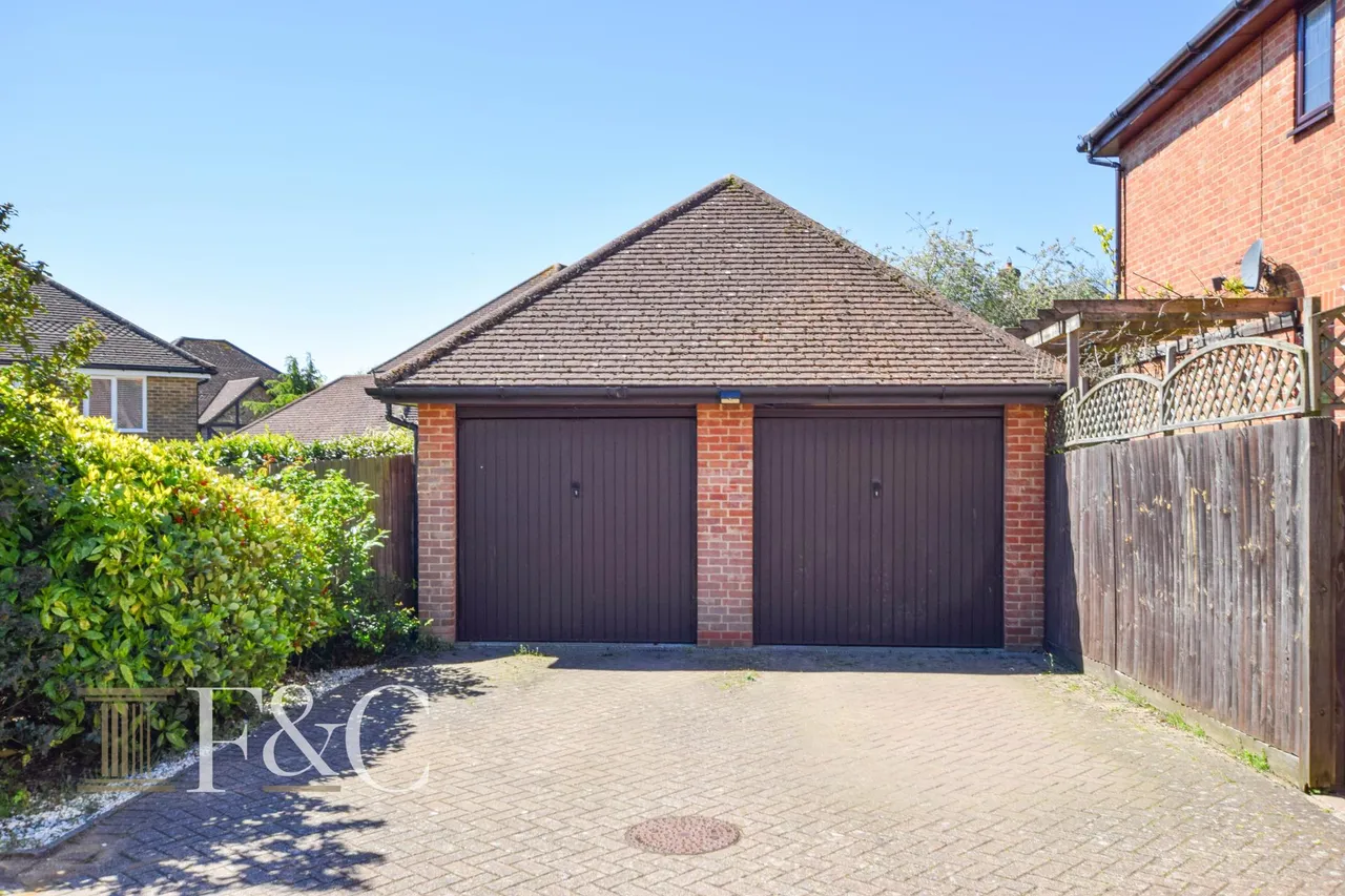 Richardson Crescent, West Cheshunt, photo 23