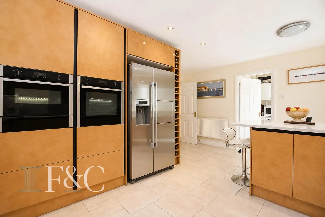 Richardson Crescent, West Cheshunt, photo 7