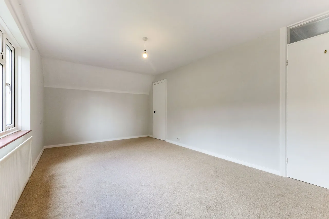 Hay Place Lane, Binsted, GU34, photo 11