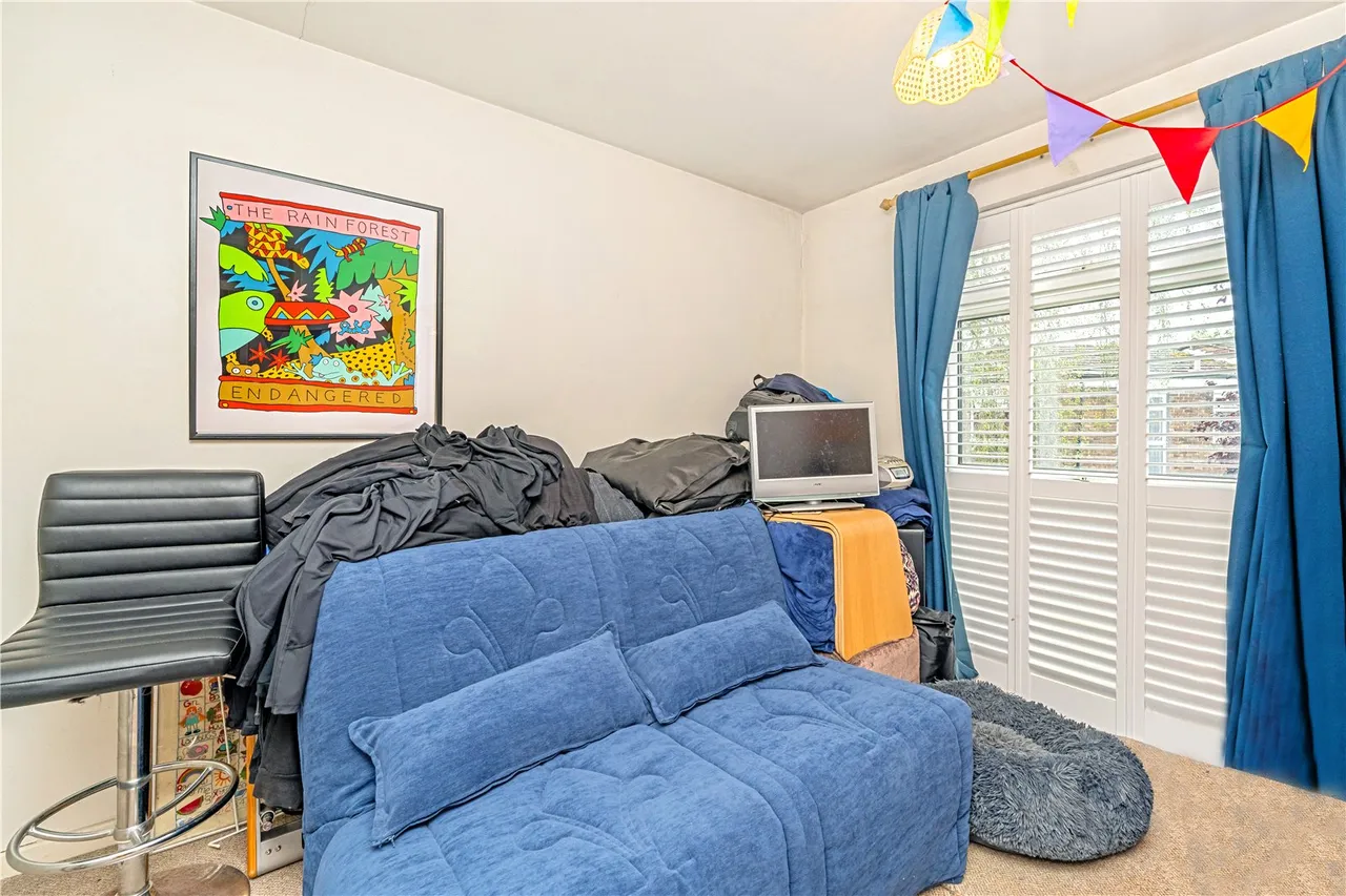 Allbrook Close, Teddington, TW11 8TY, photo 5