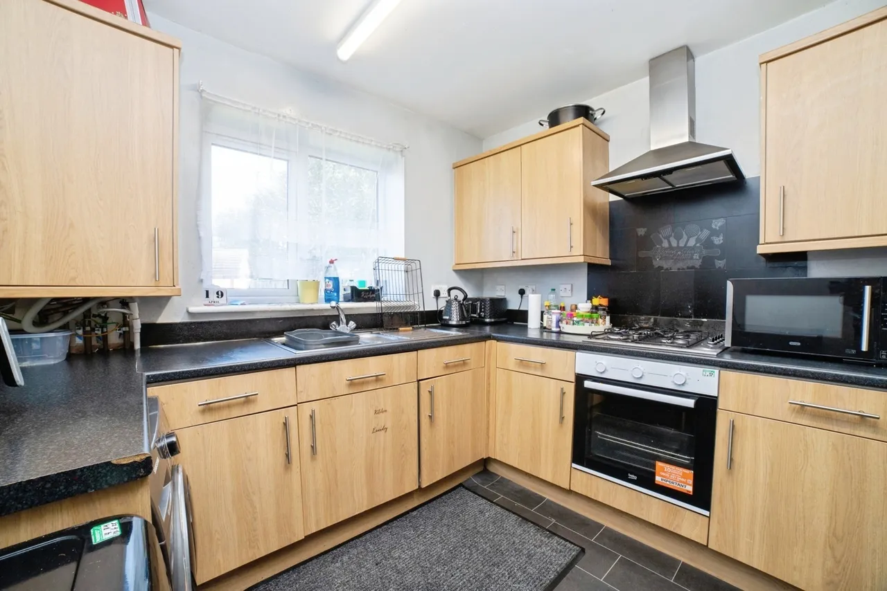 Bridge Close, Sutton-in-Ashfield, Nottinghamshire, NG17, photo 7