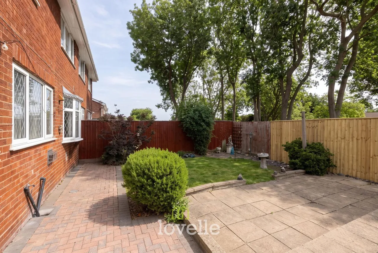 Weelsby View, New Waltham, DN36, photo 24