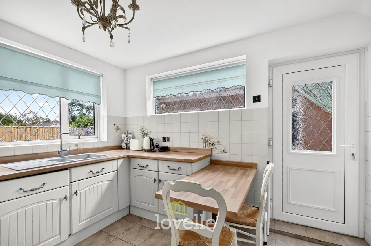 Weelsby View, New Waltham, DN36, photo 12