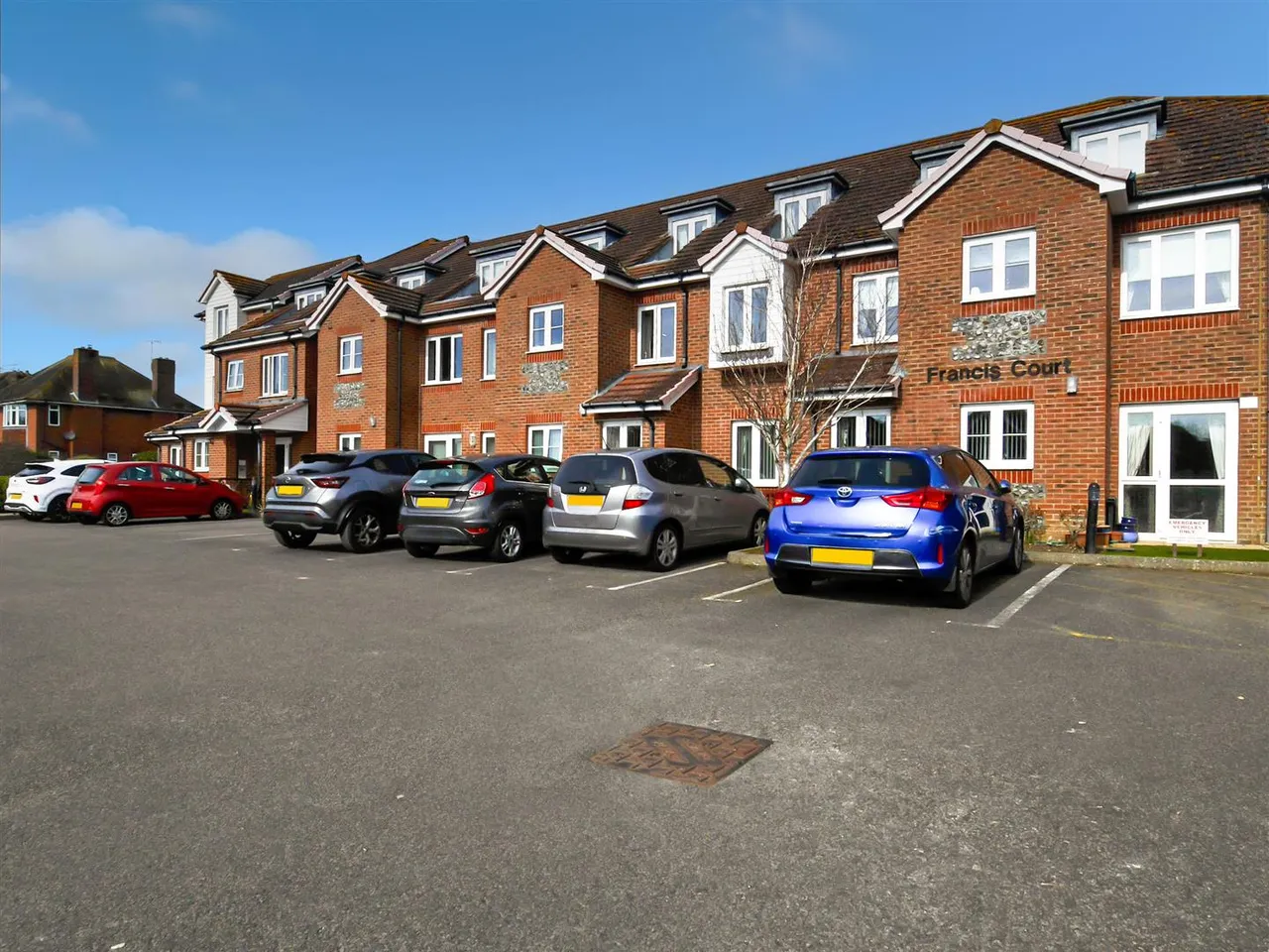 1 bed flat for sale, Church Street, Littlehampton