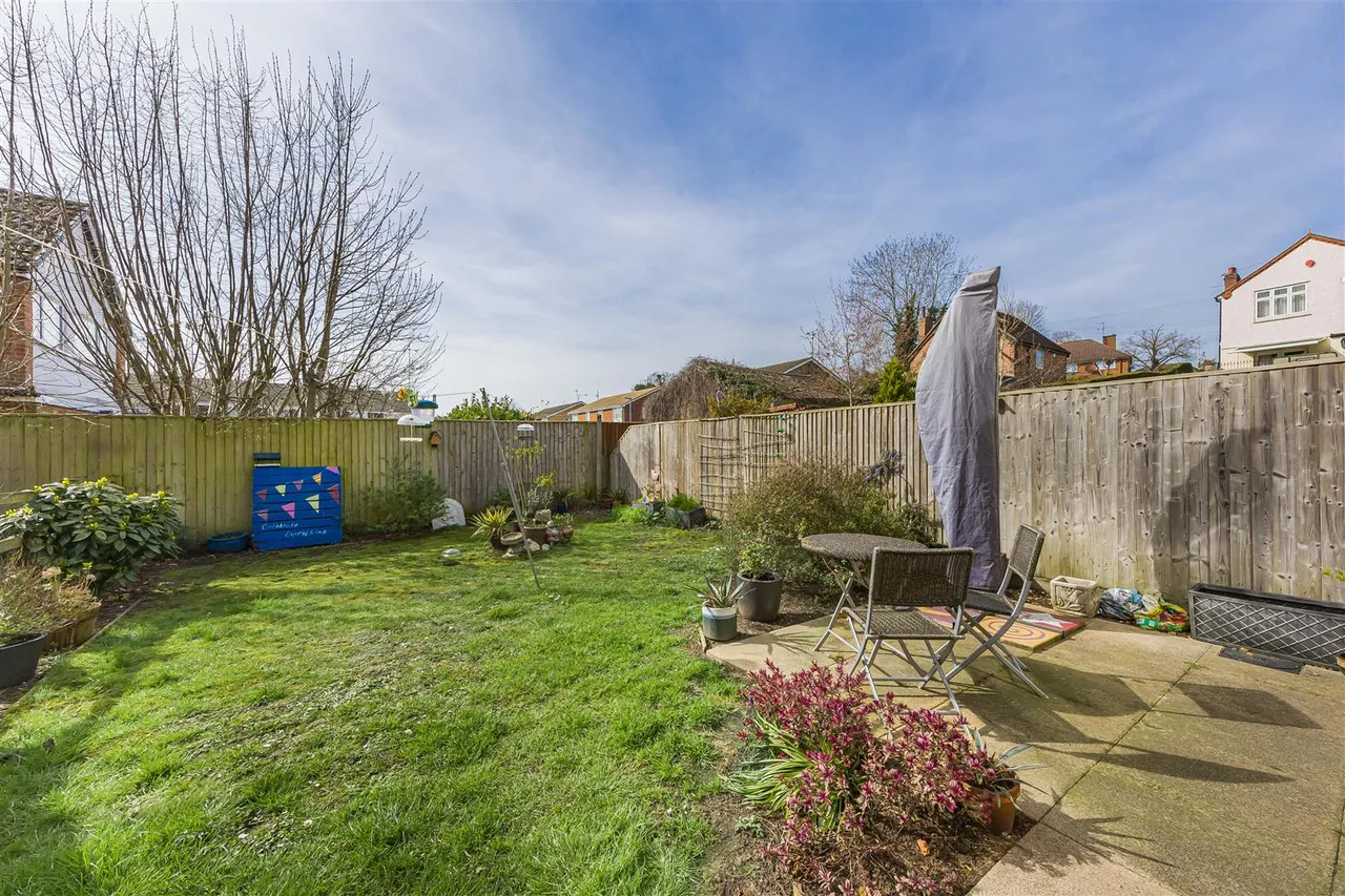 Martin Cooper Close, Caversham, RG4, photo 14