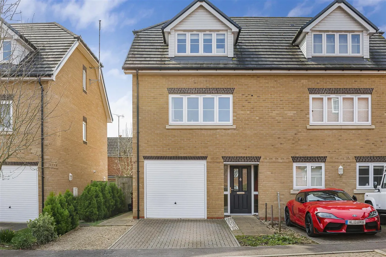 Martin Cooper Close, Caversham, RG4, photo 16
