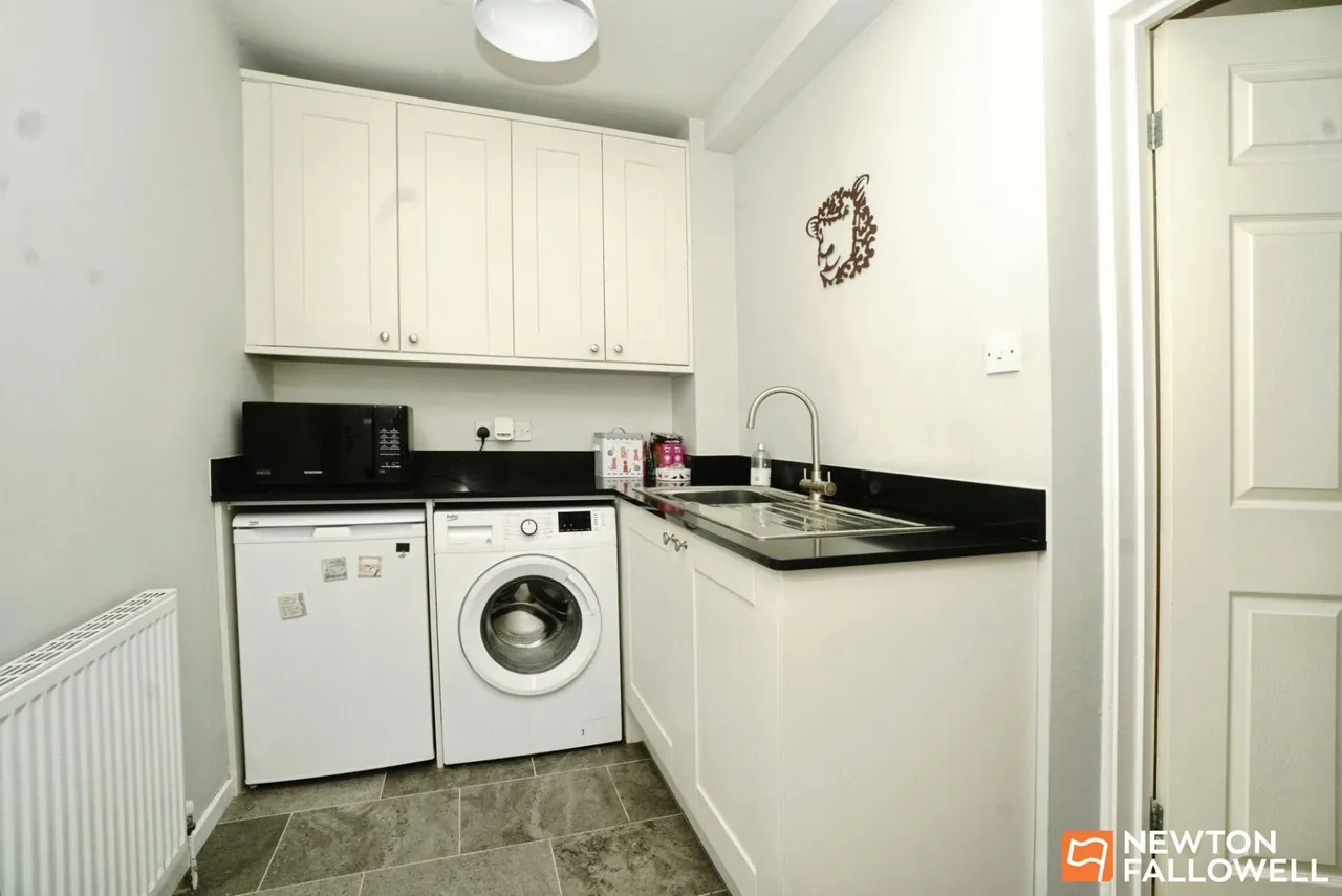 Buckingham Drive, Loughborough, LE11, photo 10