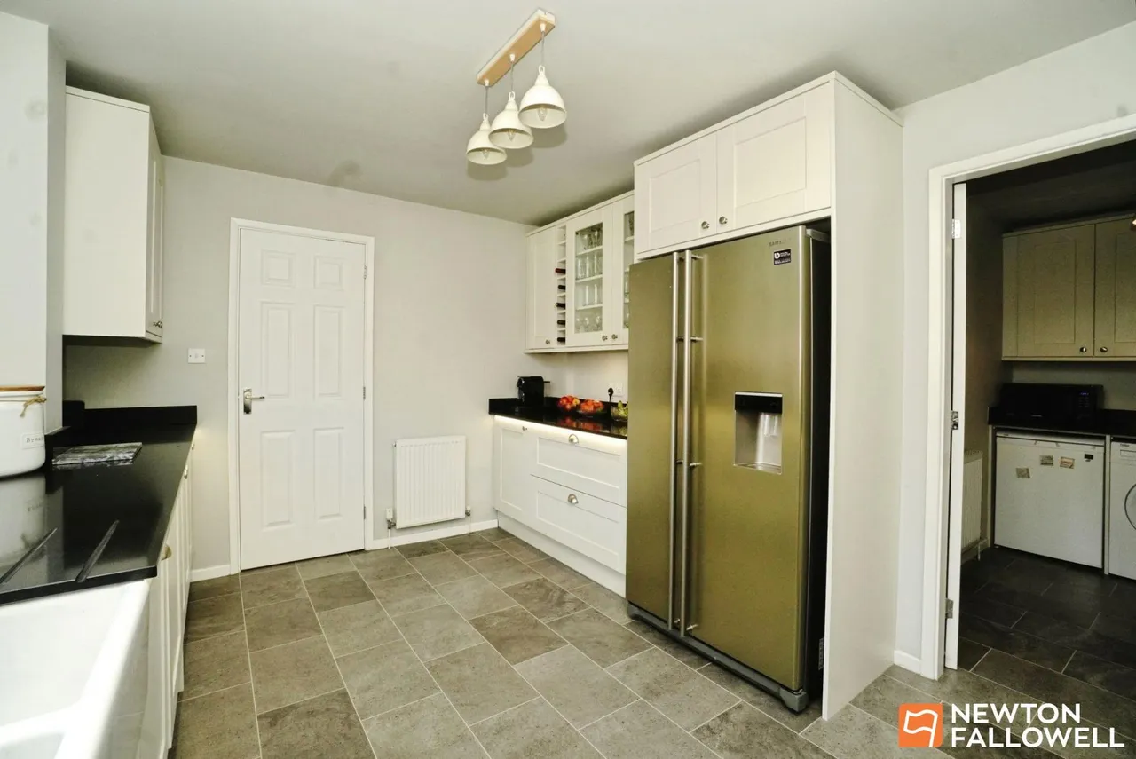 Buckingham Drive, Loughborough, LE11, photo 8