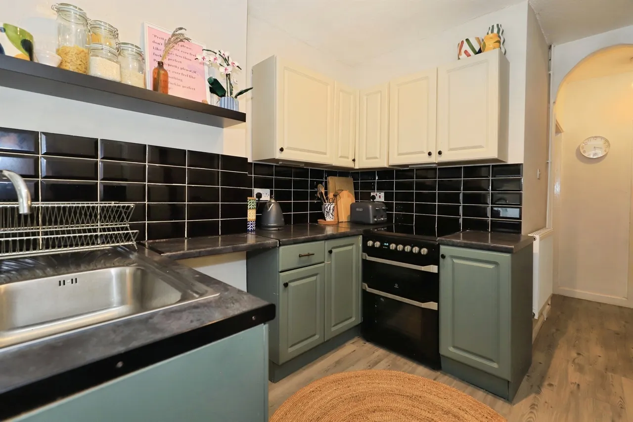 Leswell Lane, Kidderminster, DY10, photo 8