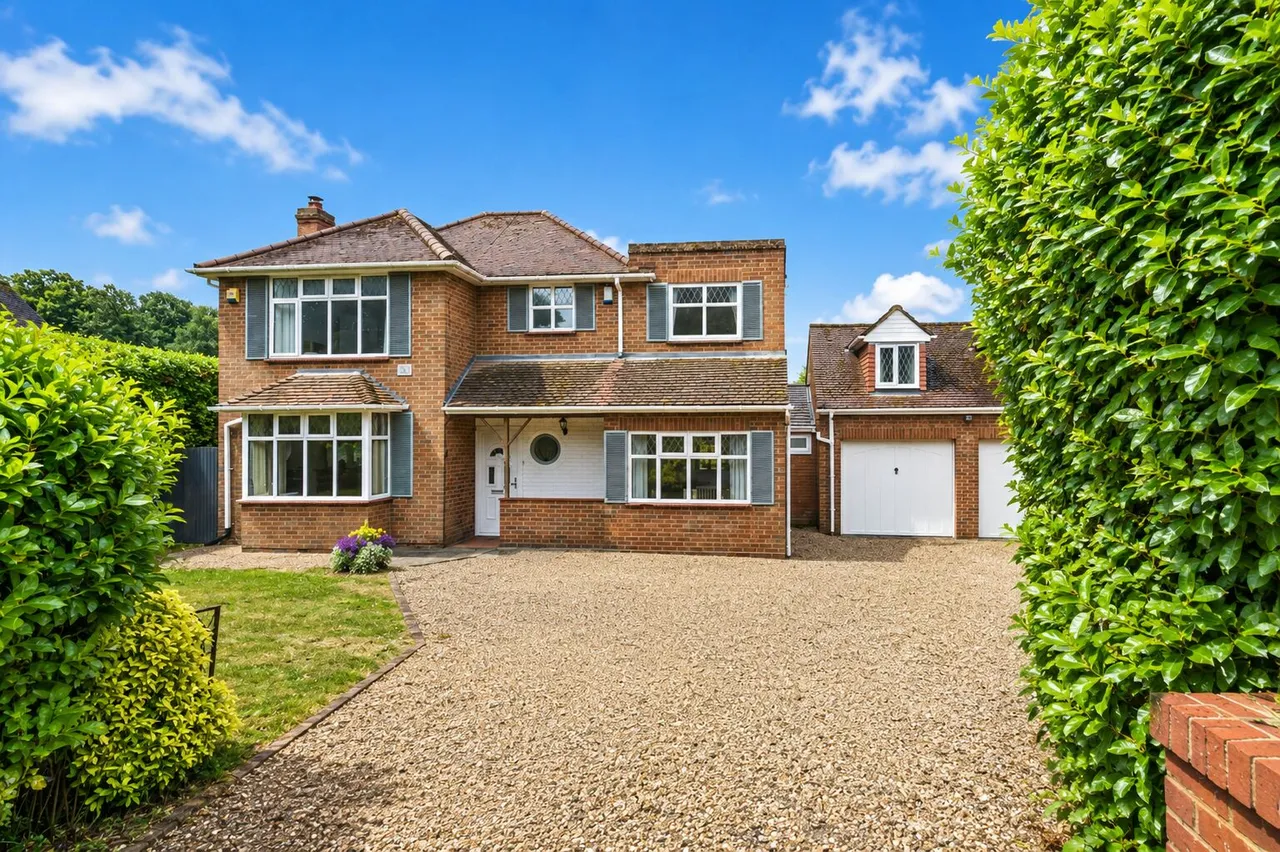 4 bed house for sale, Totternhoe Road, Dunstable, LU6